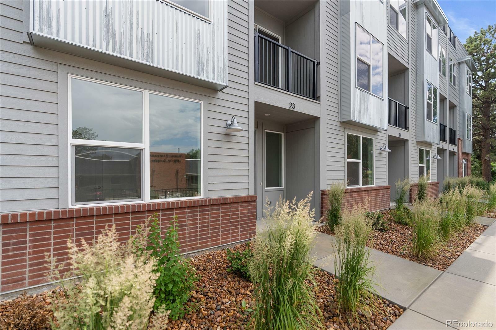 Property Photo:  8711 E Hampden Avenue 28  CO 80231 