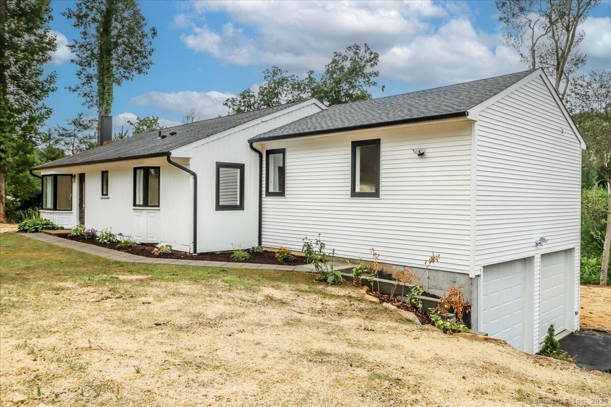 Property Photo:  12 Deer Run Road  CT 06804 
