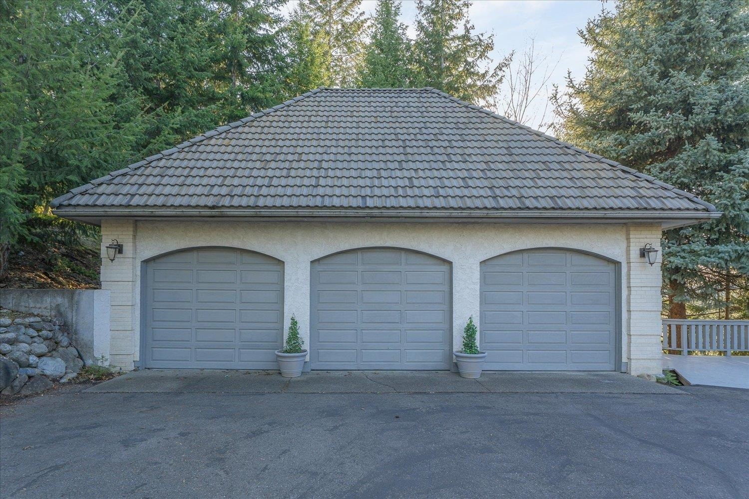 Property Photo:  15016 E Bella Vista Ln  WA 99037 