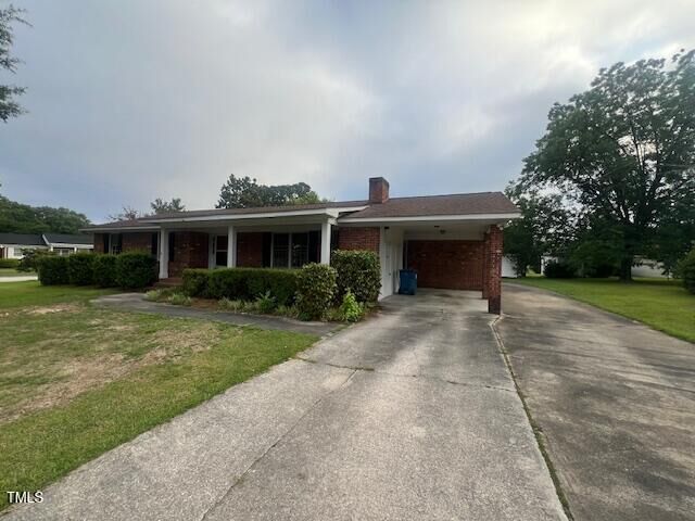 Property Photo:  1116 Friendly Road  NC 28334 