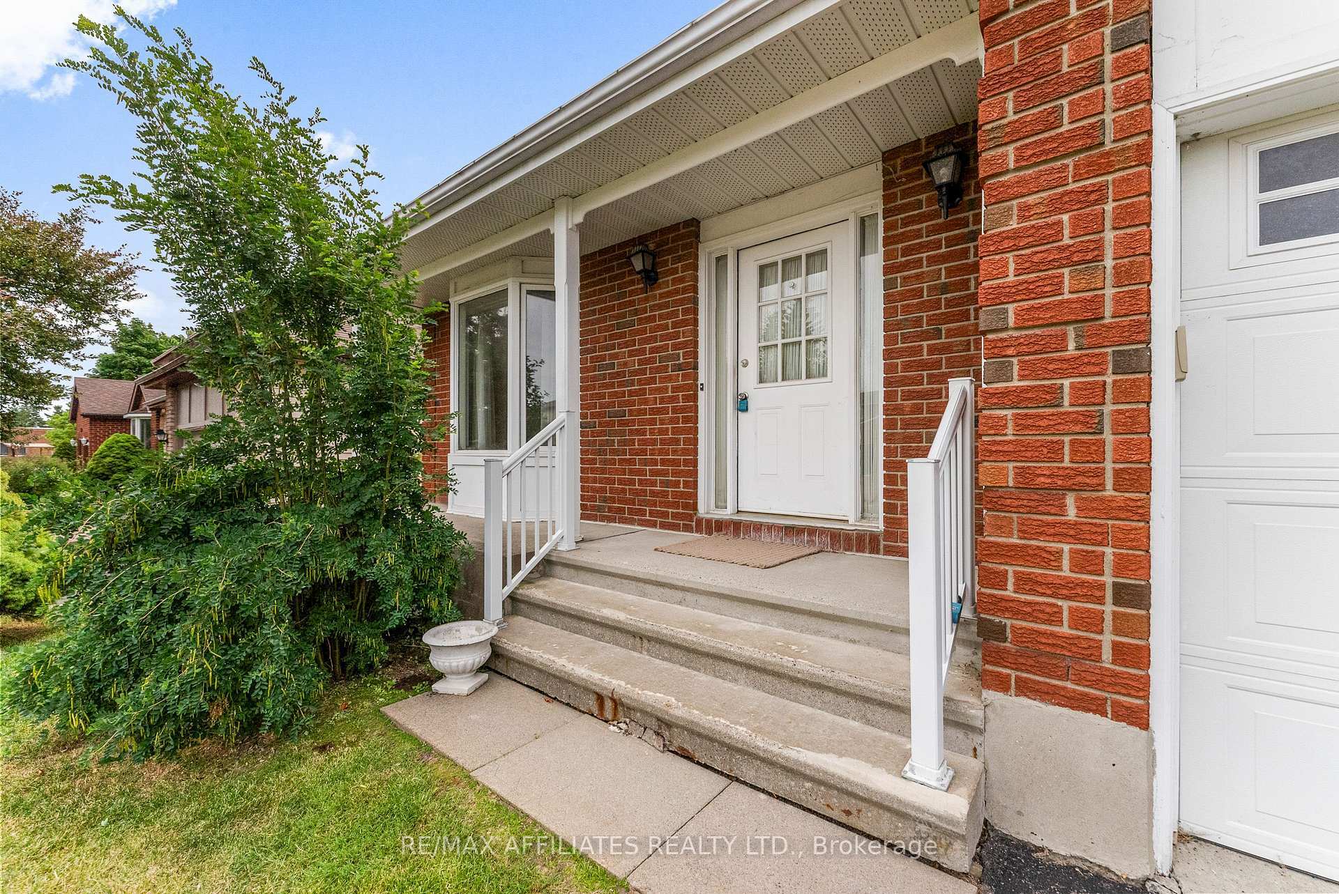 Property Photo: 1695 Caminiti Crescent ON K4A 1L7