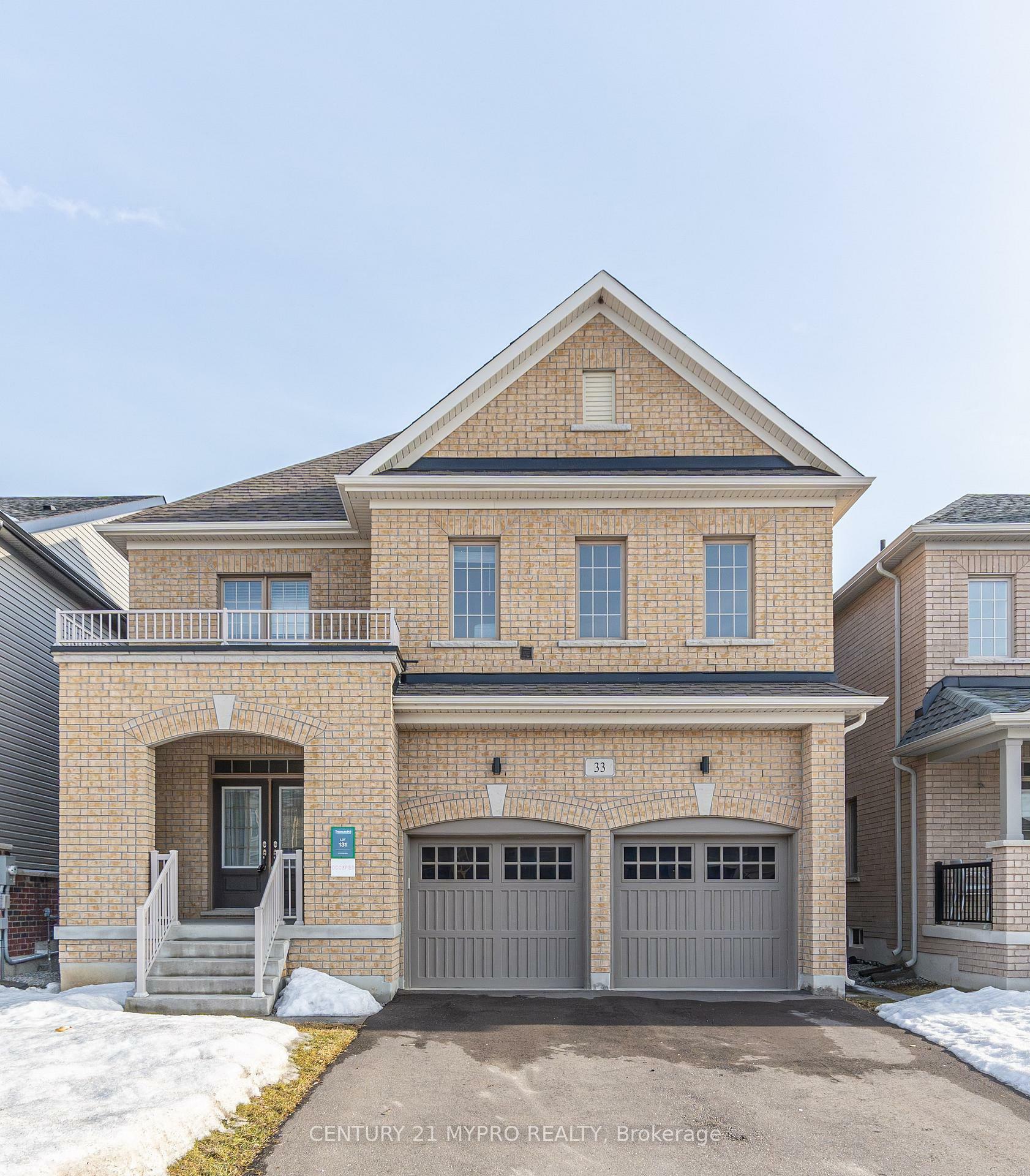 Property Photo:  33 Pietrowski Drive  ON L4P 0J7 