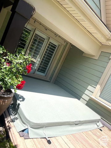 Property Photo: 4854 N Shady Bend Ln UT 84043