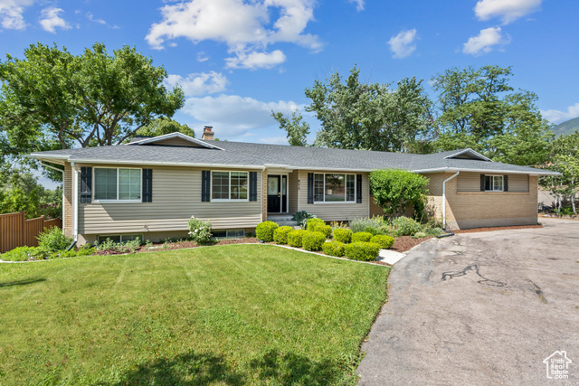 Property Photo: 975 E Canyon Breeze Ln S UT 84020