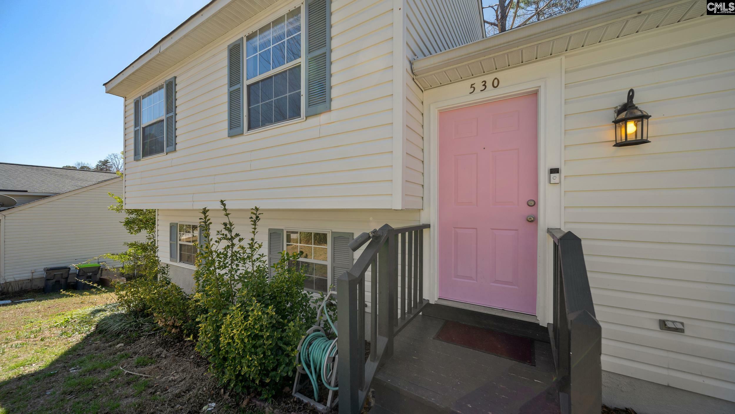 Property Photo:  530 Pin Oak  SC 29073 