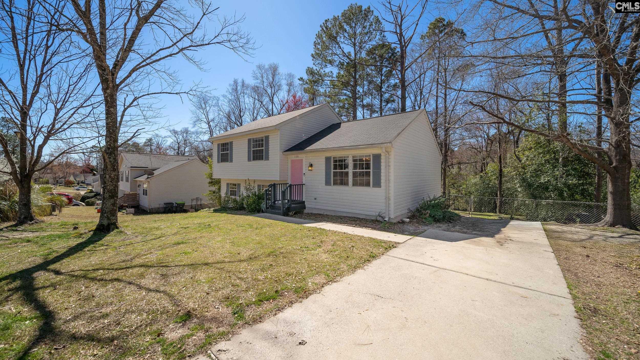 Property Photo: 530 Pin Oak SC 29073