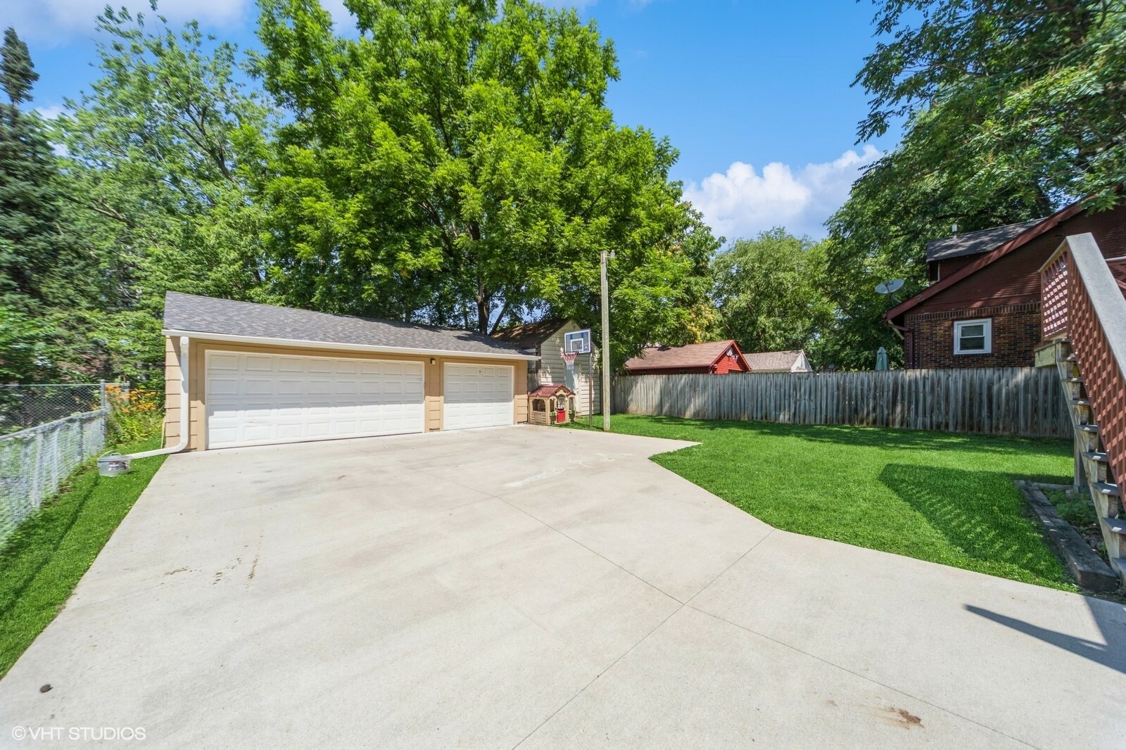 Property Photo:  1924 39th Street  IA 50310 