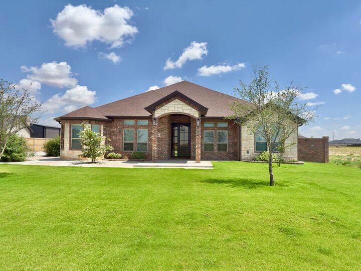 Property Photo: 5516 E County Rd 93 TX 79706