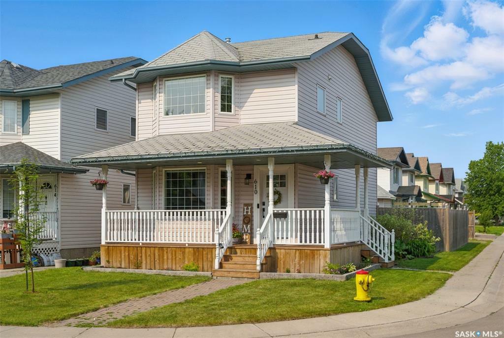 Property Photo:  610 Carter Way  SK S7L 7K5 