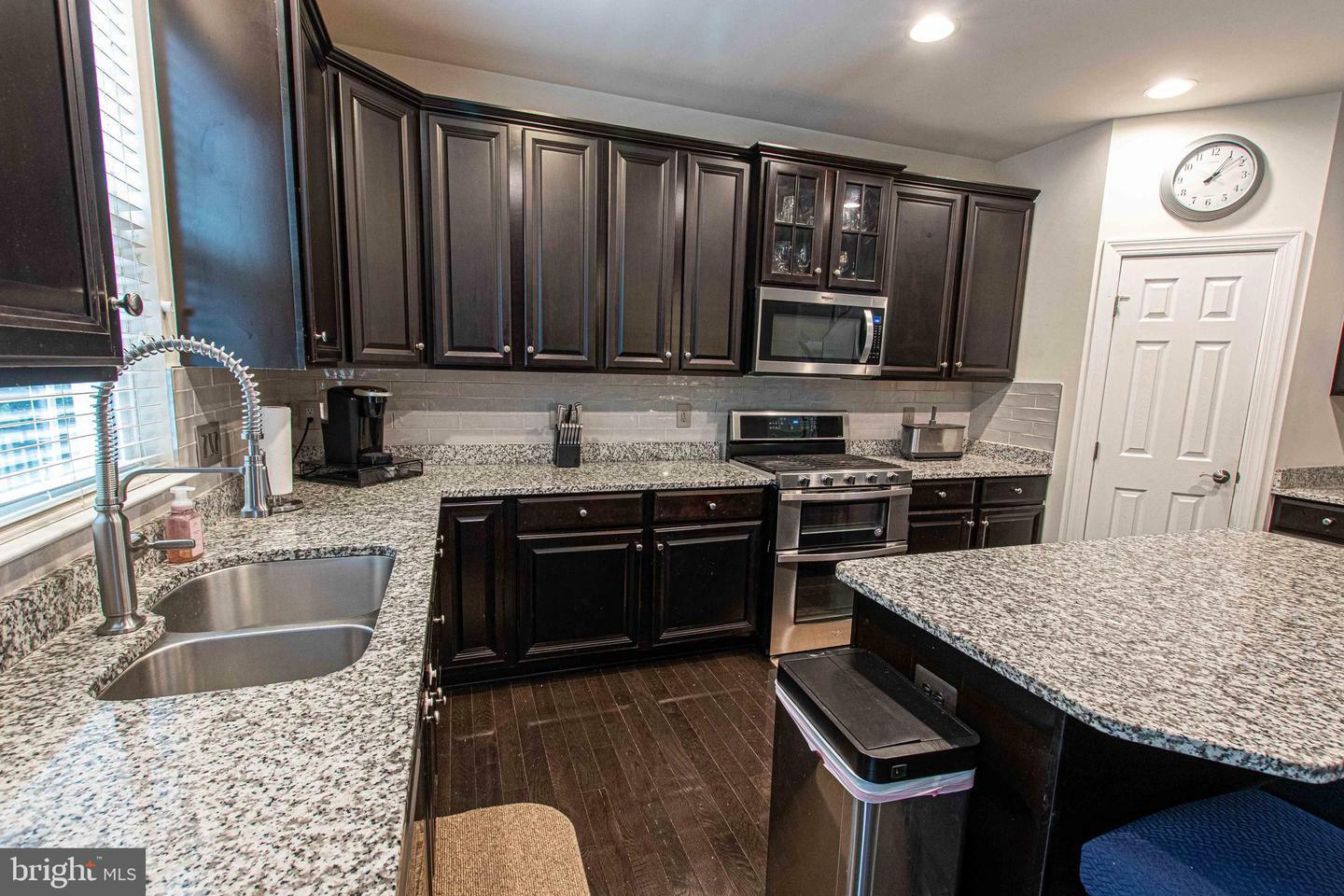 Property Photo: 4308 Wisley Turn VA 22192