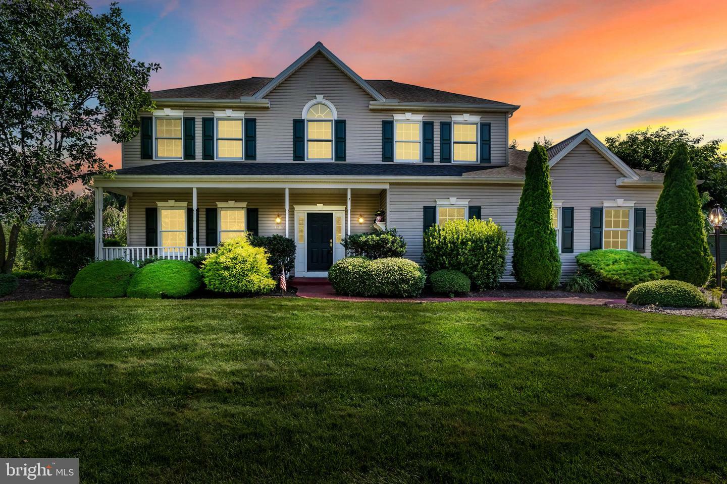 Property Photo: 1782 N Meadow Drive PA 17055