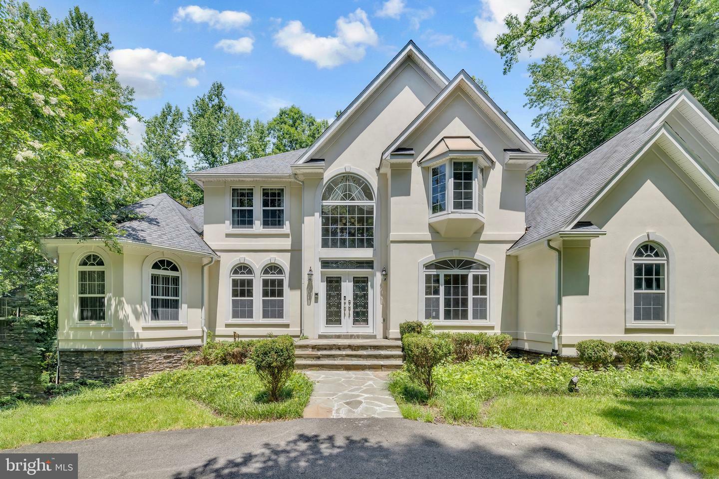 Property Photo: 5257 Ferry Branch Lane MD 20711