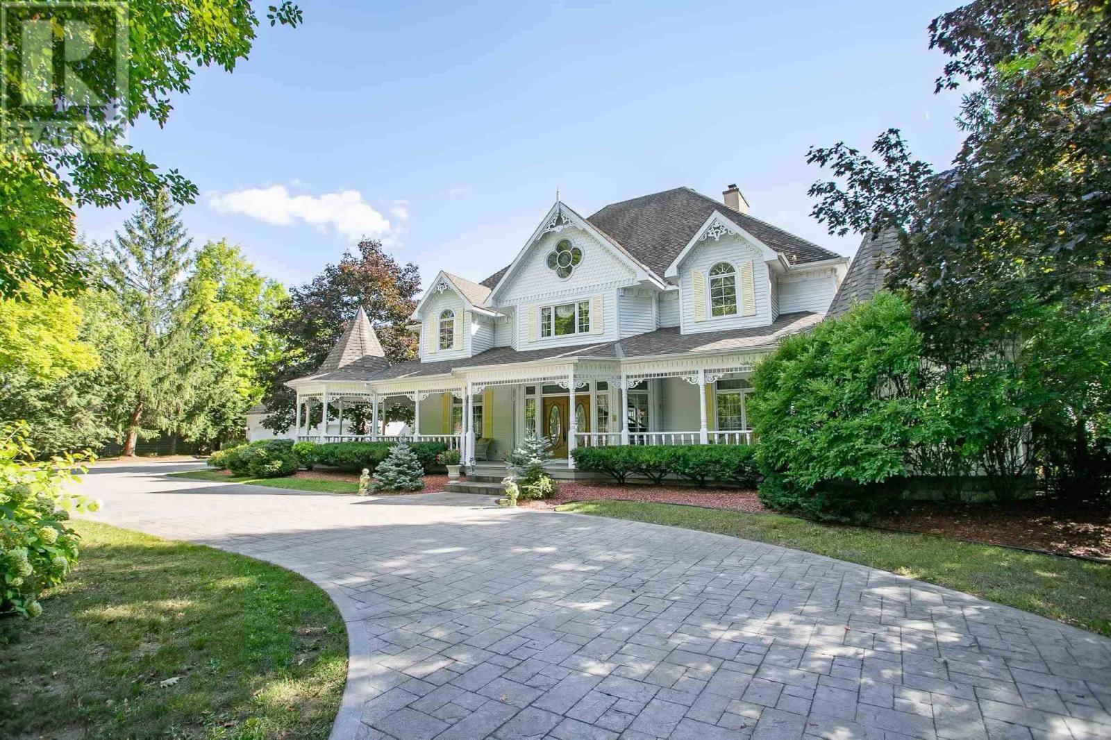 Property Photo: 1707 Queen St E ON P6A 2G8