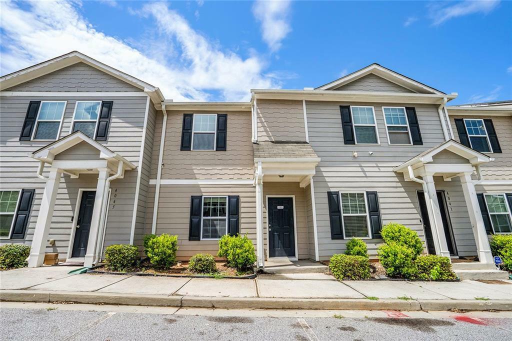 Property Photo: 4043 Avalon Road SW GA 30331