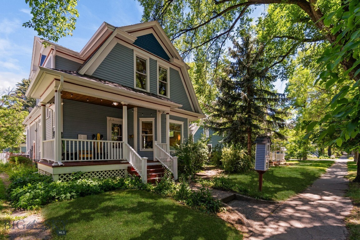 Property Photo: 216 S 3rd Avenue MT 59715
