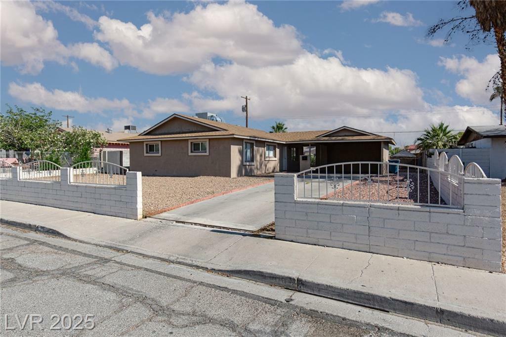 Property Photo: 922 Westminster Avenue NV 89119