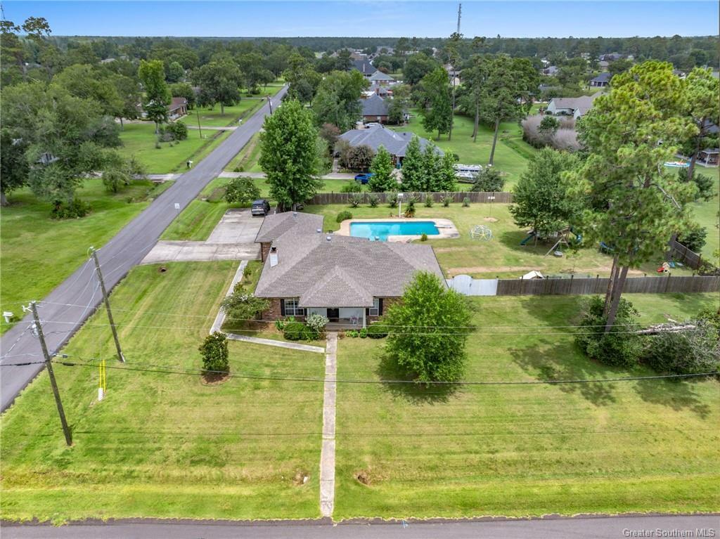 Property Photo:  1250 Corsican Lane  LA 70611 