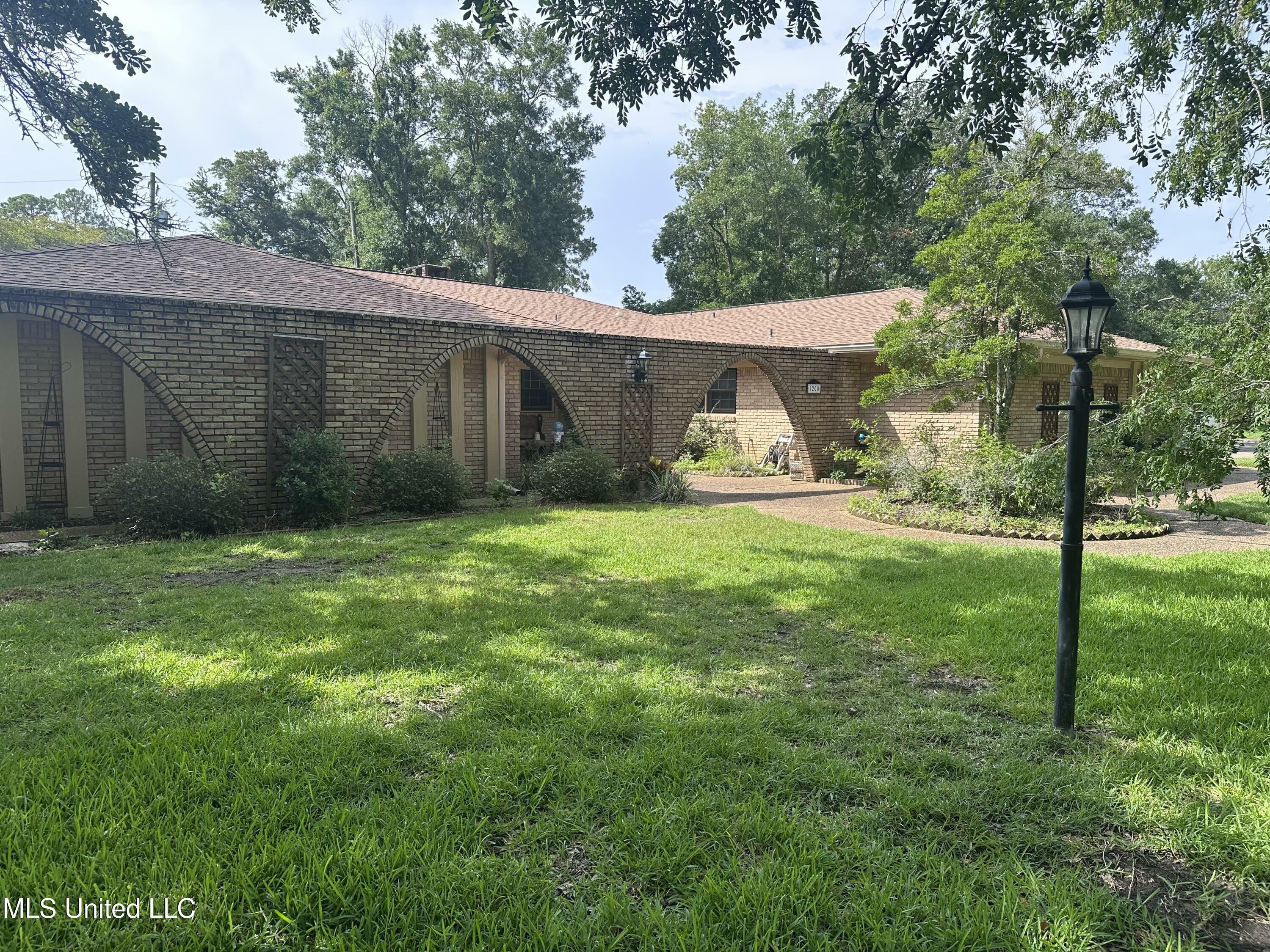 Property Photo: 1200 Westwood Street MS 39567