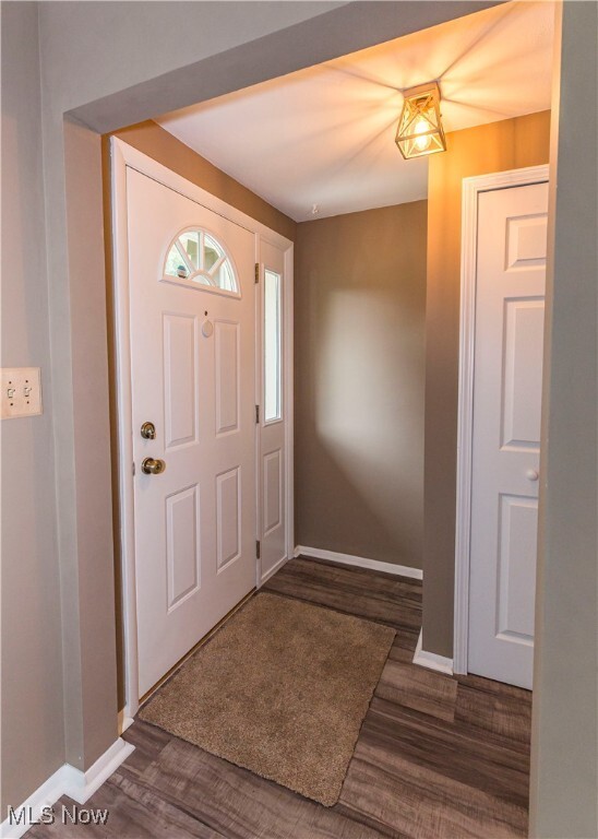 Property Photo: 3845 Cayugas Drive OH 44319