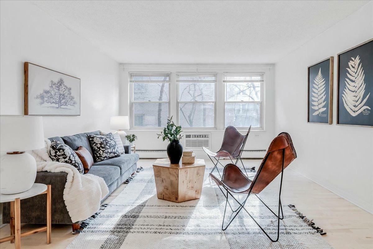 Property Photo:  821 Douglas Ave 105  MN 55403 
