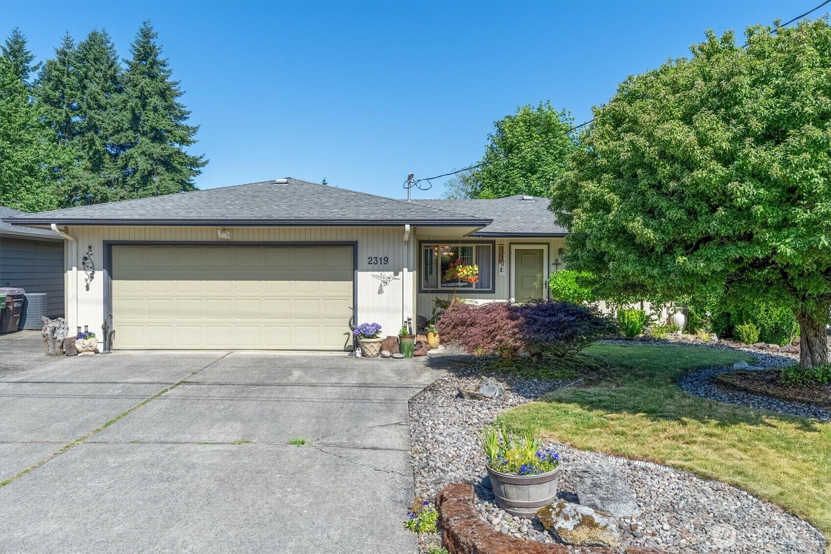 Property Photo: 2319 34th Avenue WA 98632