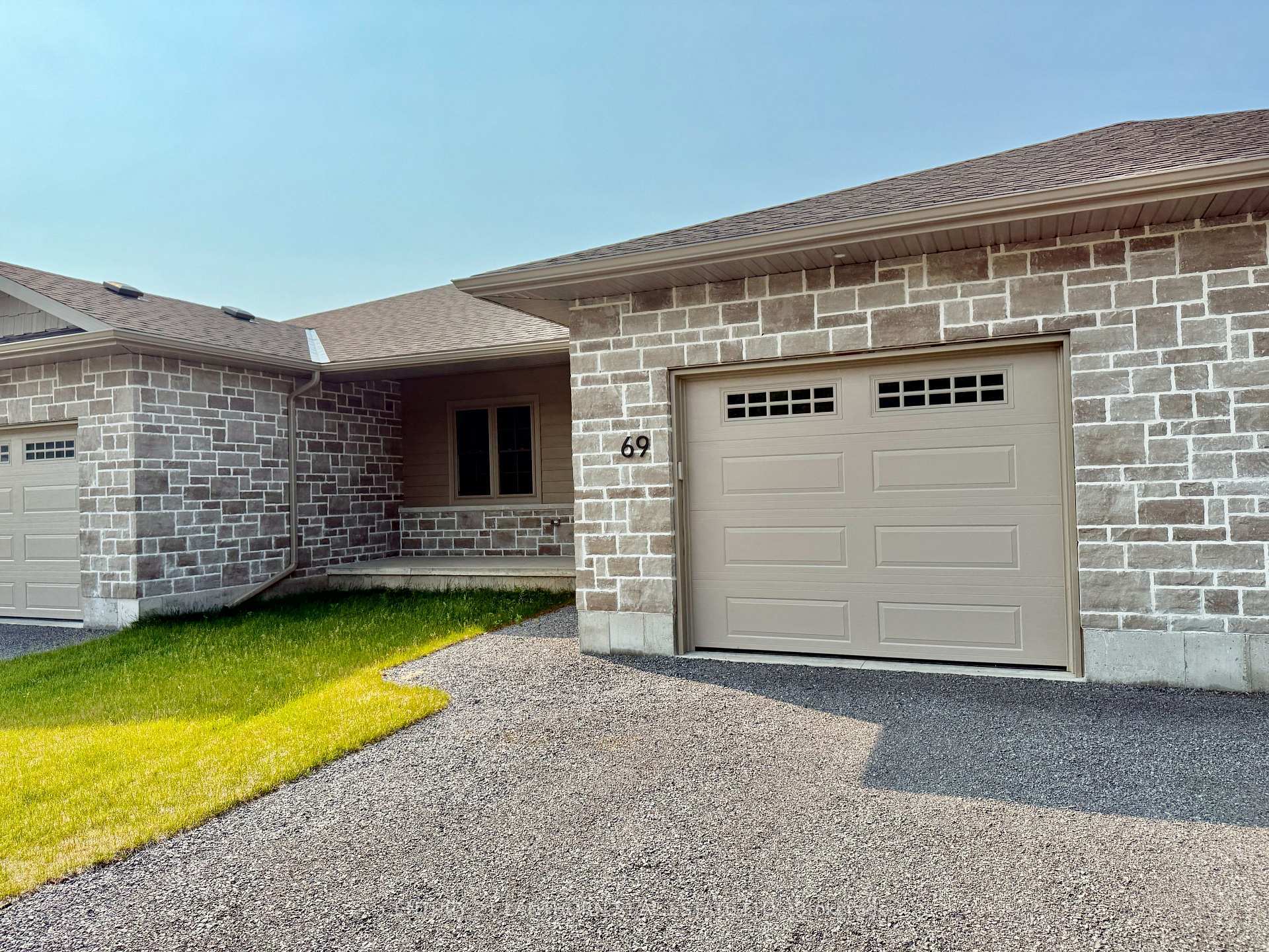 Property Photo: 69 Seymour Street W ON K0K 2K0
