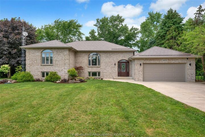 Property Photo: 25619 Meadowbrook Lane ON N0P 1S0
