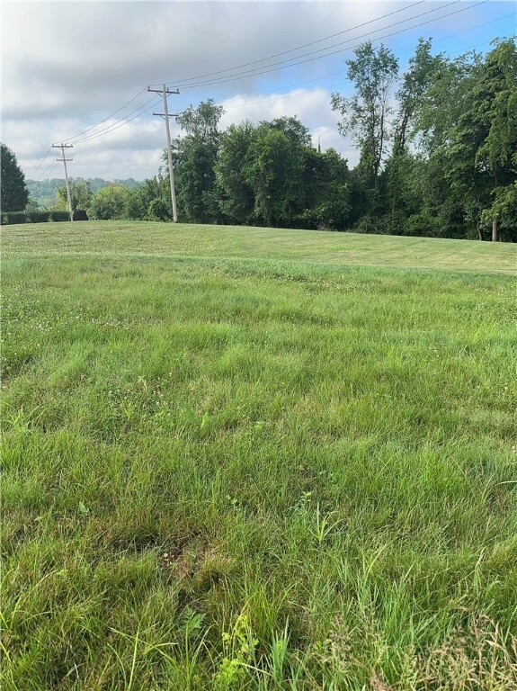 Property Photo:  143 Rustic Ridge Rd  PA 15239 