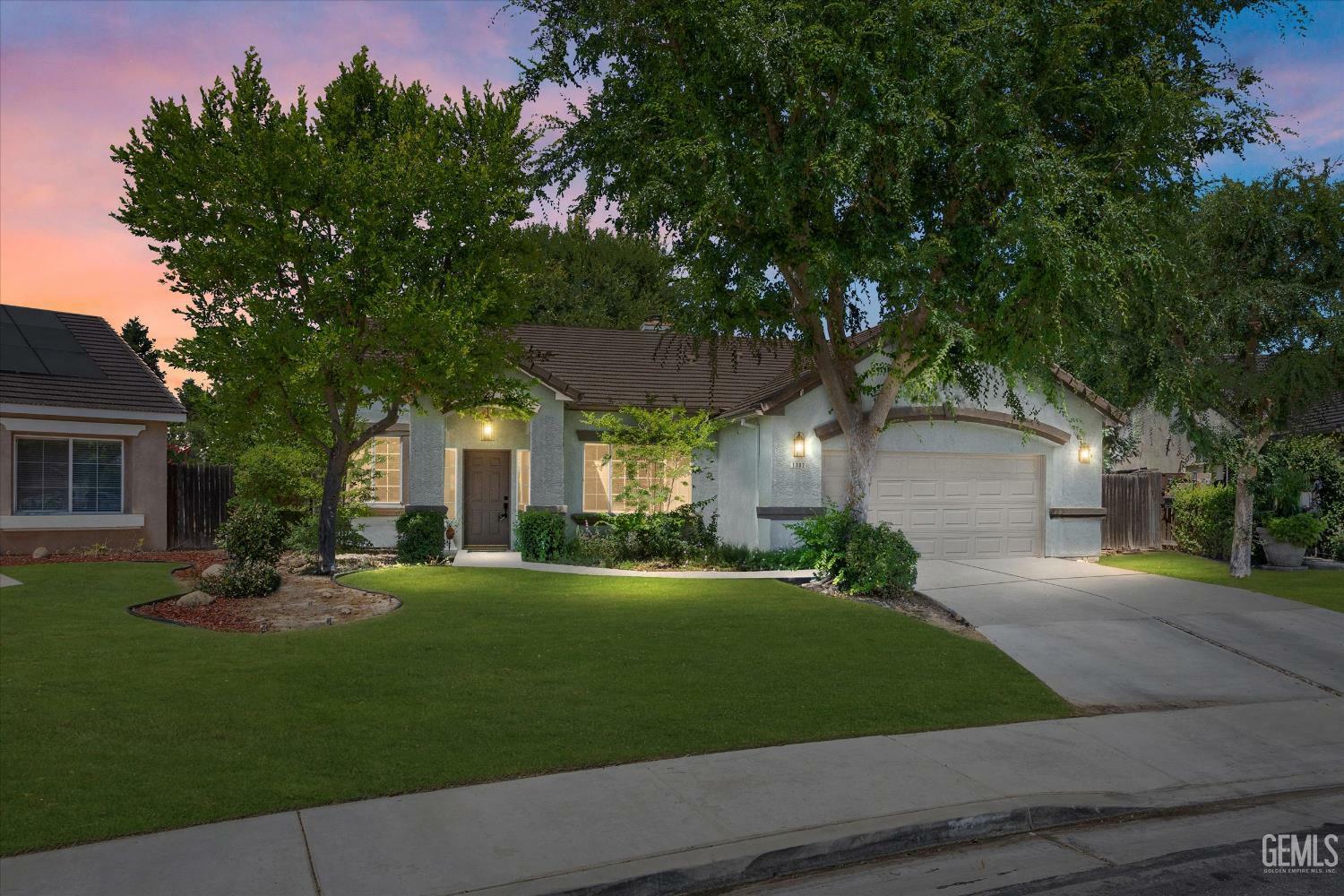 1302 Calaveras Park Drive  Bakersfield CA 93311 photo