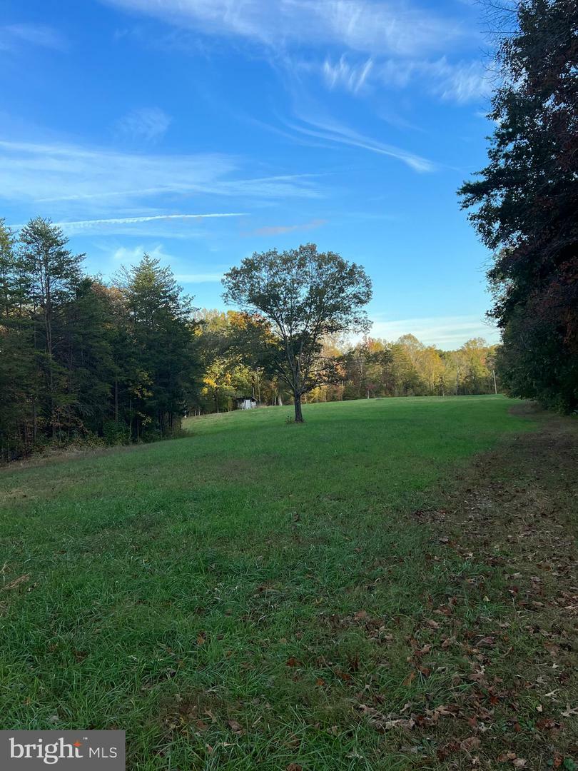 Property Photo:  2617 Warrenton Road  VA 22406 