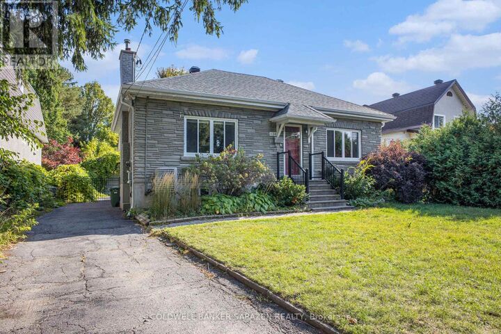 Property Photo:  1150 Shillington Avenue  ON K1Z 7Z4