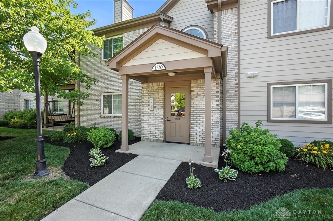 Property Photo:  1720 Piper Lane 104  OH 45440 