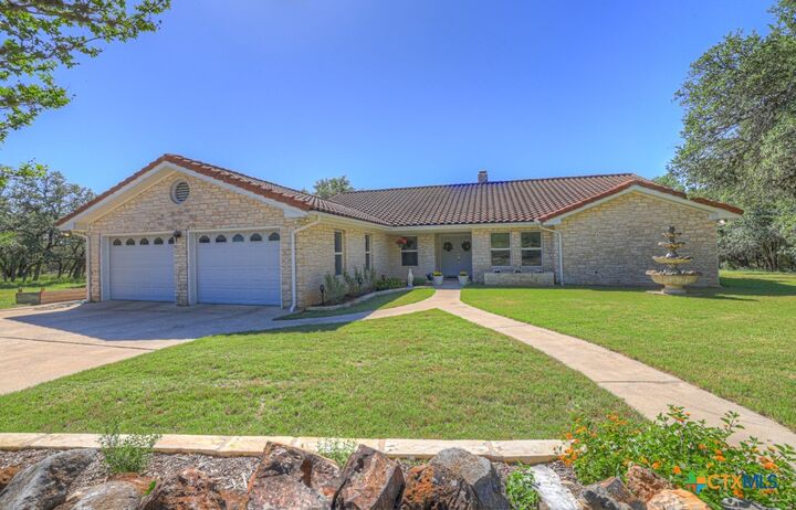 Property Photo:  830 Palomino Lane  TX 78666 