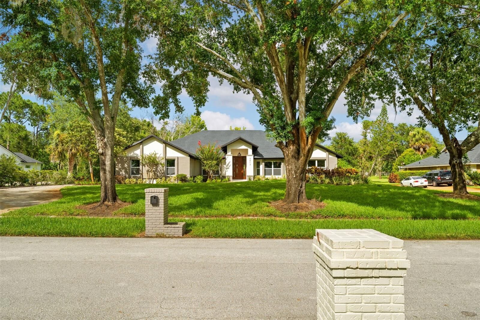 Property Photo:  3417 Bay Meadow Court  FL 34786 
