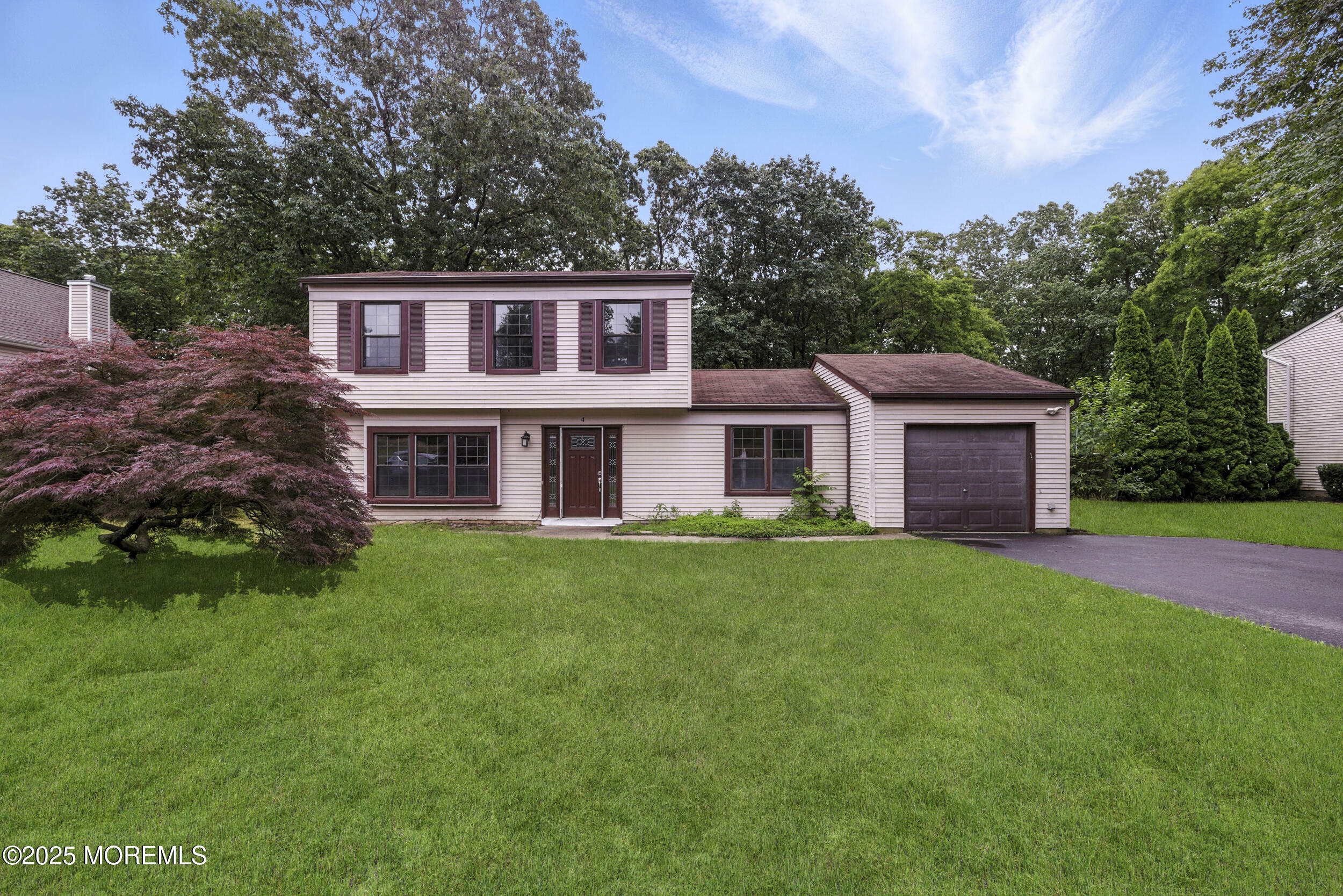 Property Photo: 4 Keith Court NJ 08527
