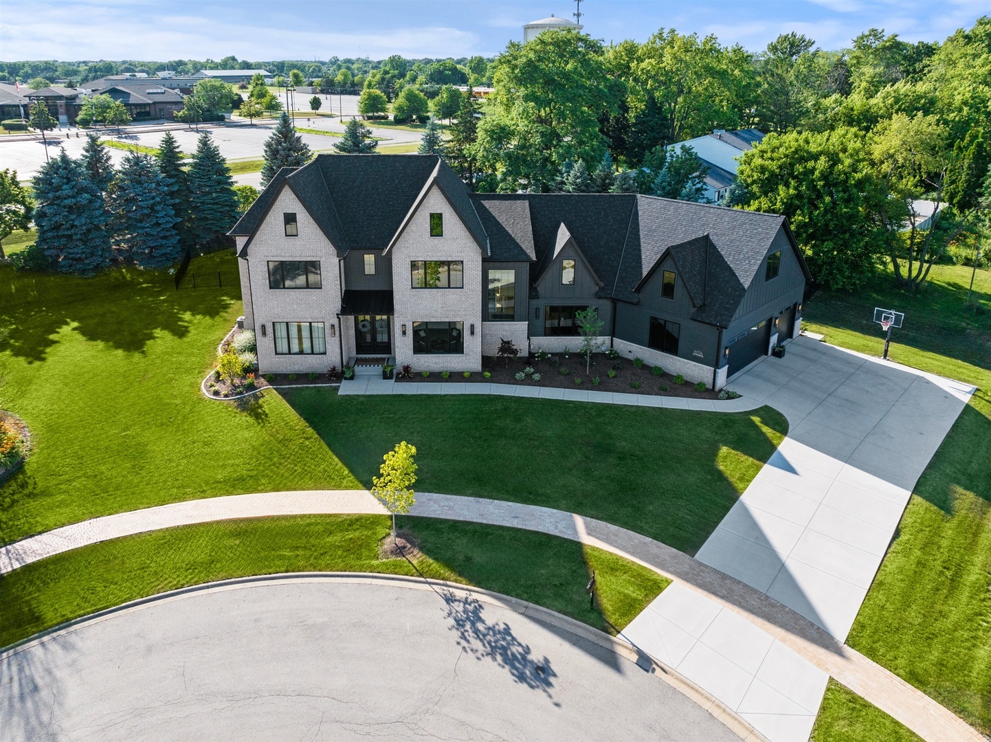 Property Photo: 16226 Syd Creek Drive IL 60491