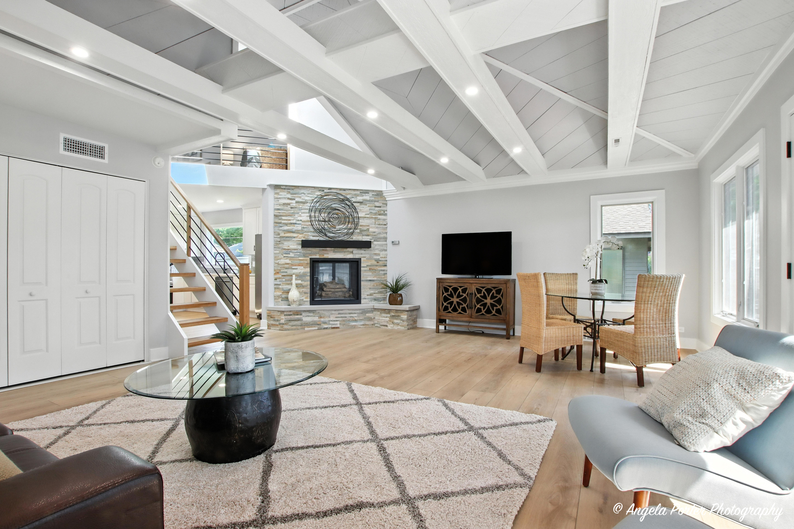 Property Photo: 312 Country Club Drive IL 60050