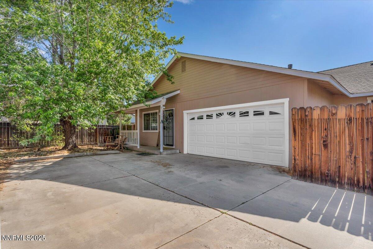 Property Photo: 1291 Zinfandel Drive NV 89460