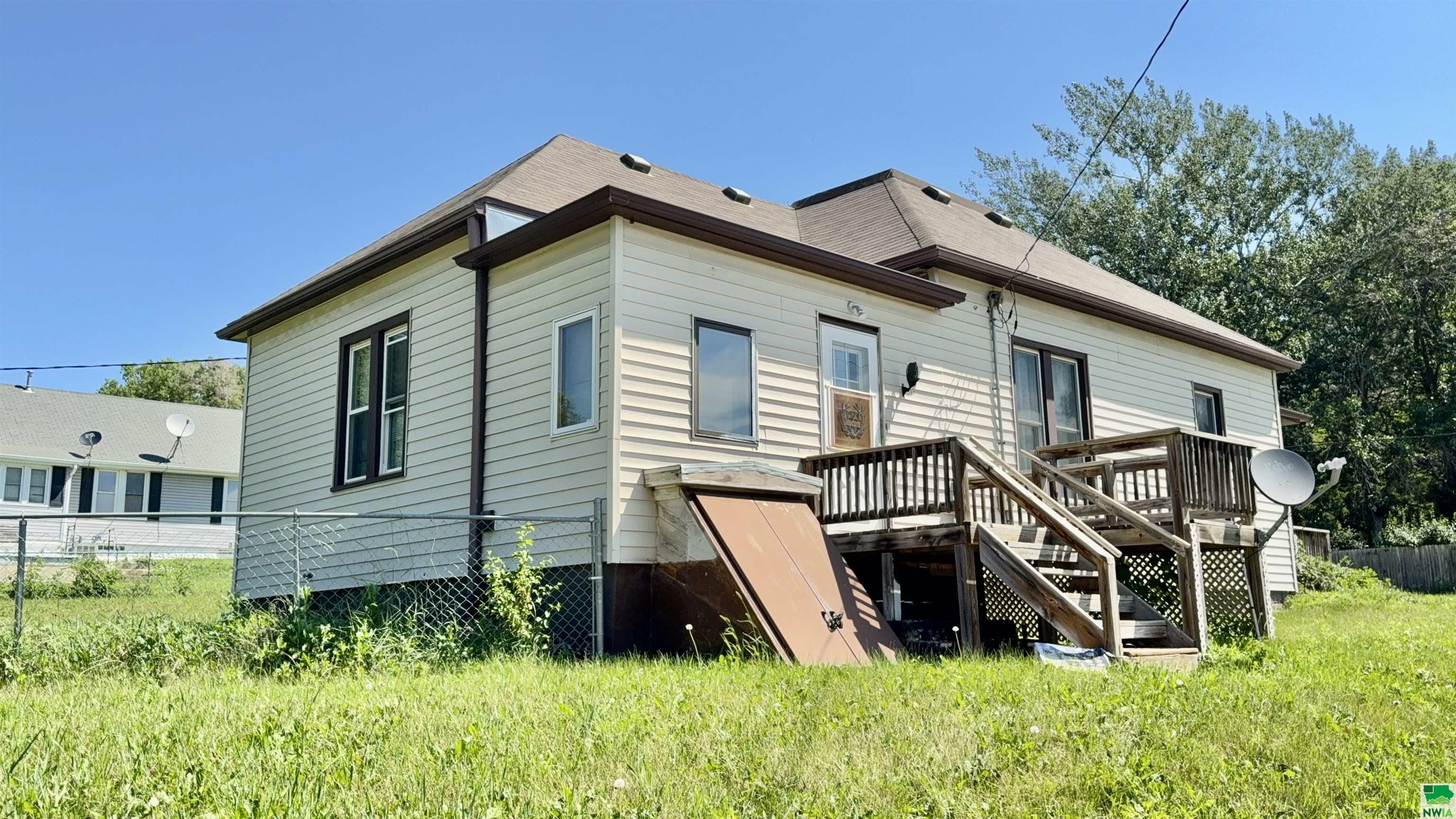 Property Photo: 101 Logan Street IA 51105
