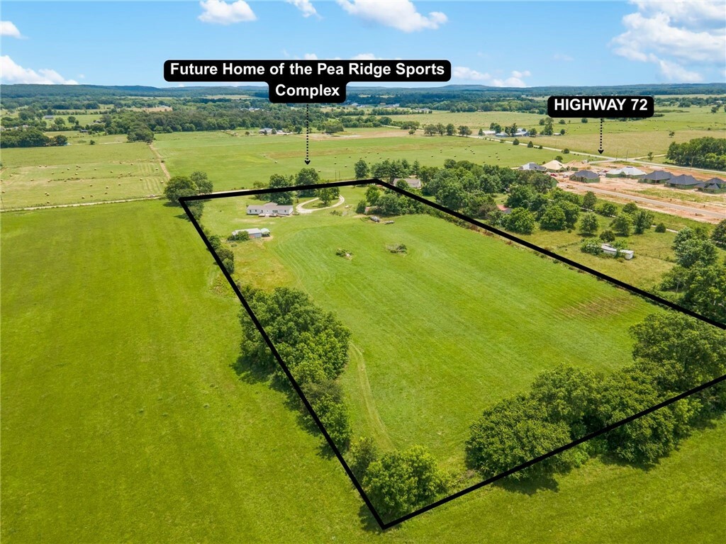 Property Photo: 15321 Guthrie Road AR 72751