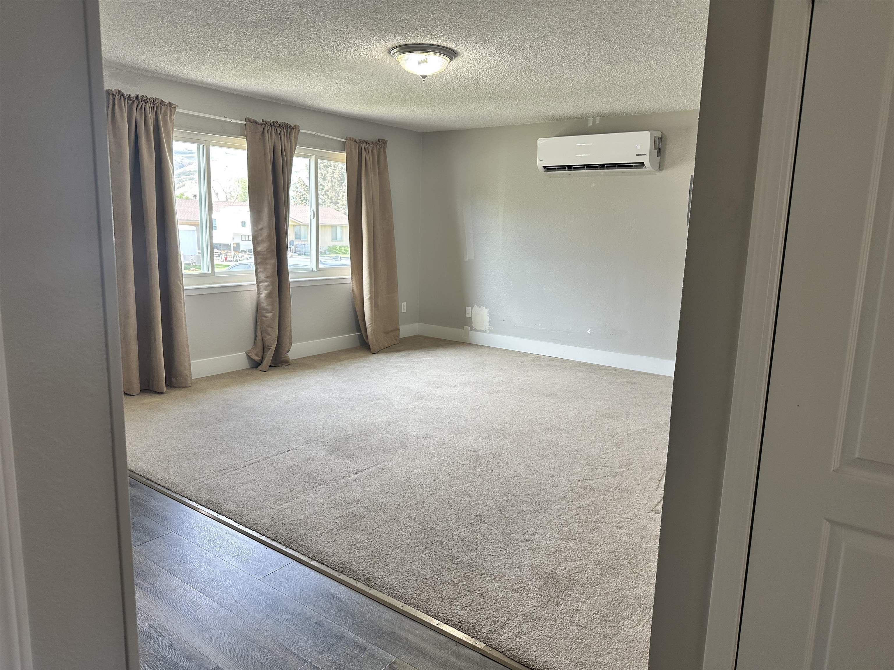 Property Photo: 1618 Garnet Dr ID 83202