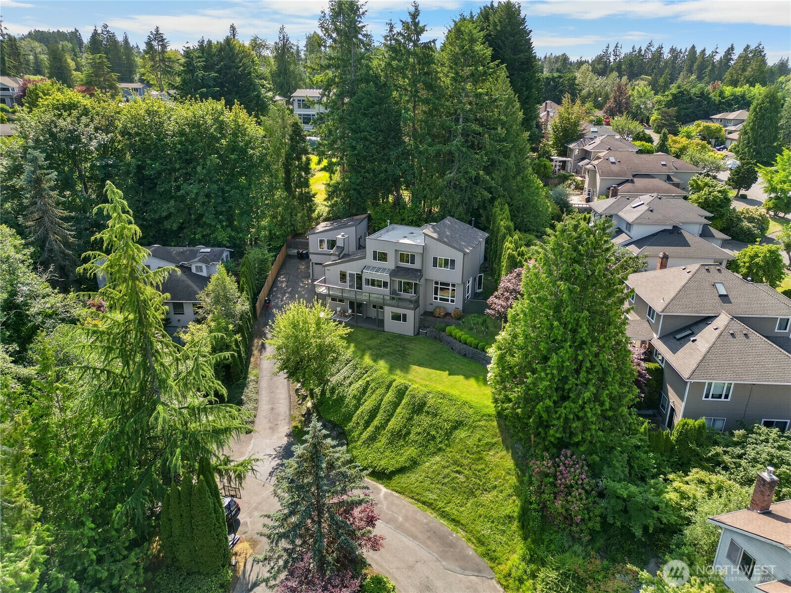 Property Photo: 6021 158th Place NE WA 98052