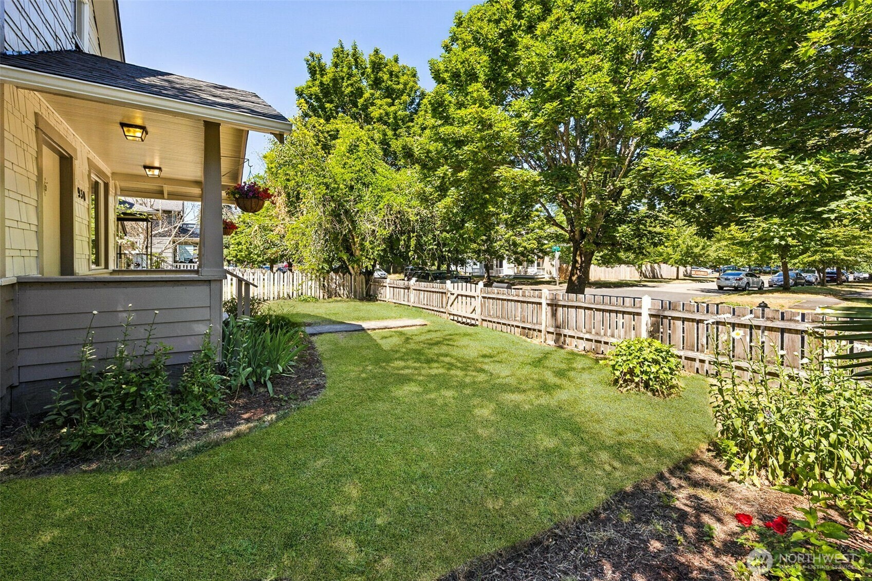 Property Photo:  930 S M Street  WA 98405 
