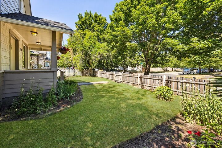 Property Photo: 930 S M Street WA 98405