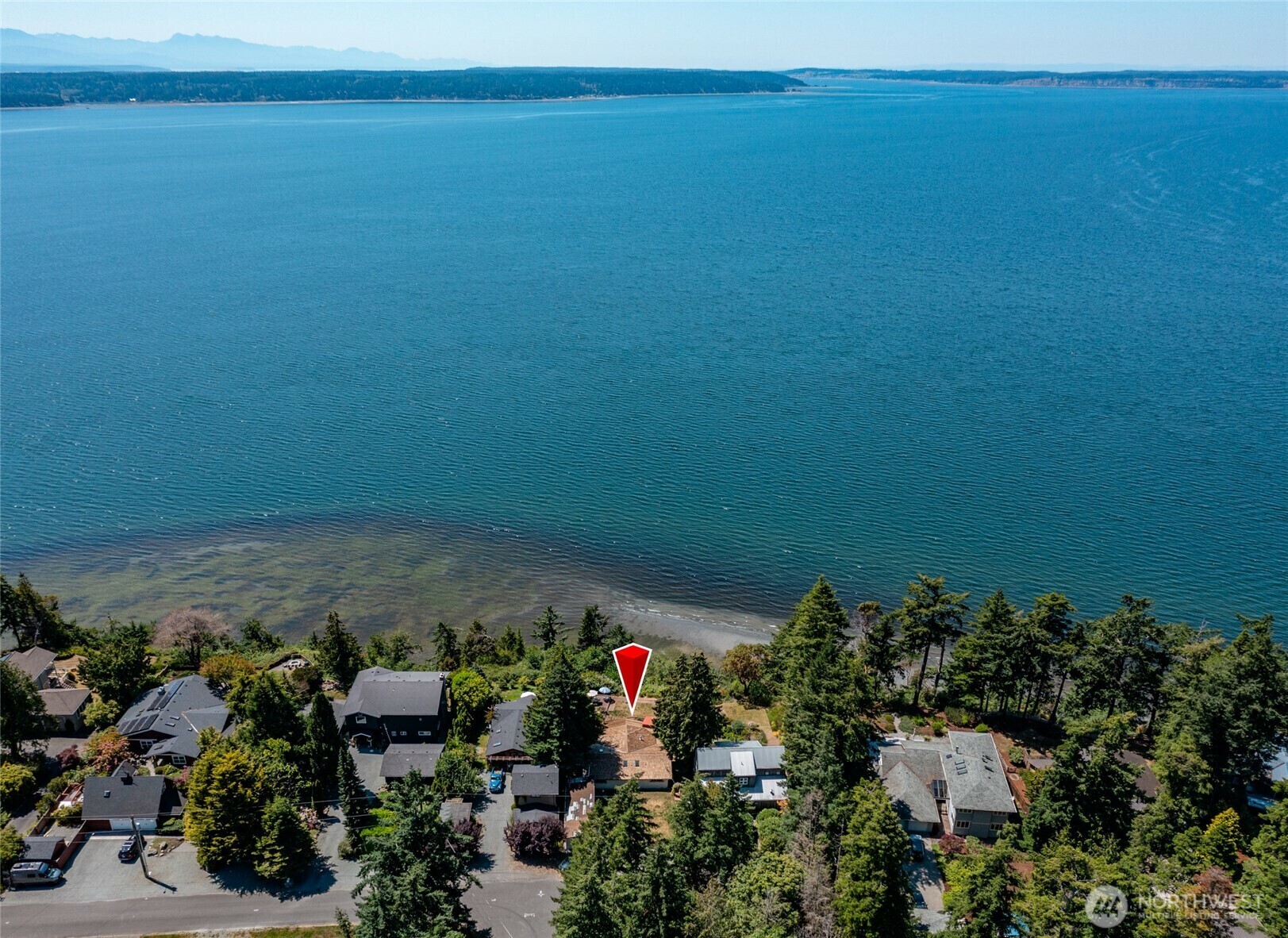 Property Photo:  10  Edgewater Drive  WA 98282 