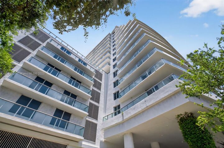Property Photo:  4250 Biscayne Blvd 1206  FL 33137 