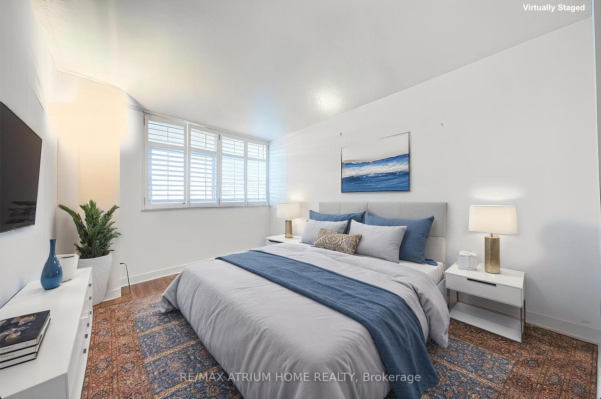 Property Photo: 3131 Bridletowne Circle 701 ON M1W 2S9