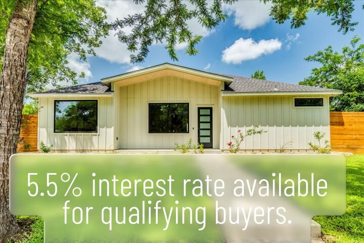 Property Photo: 1215 Howard Street TX 76574