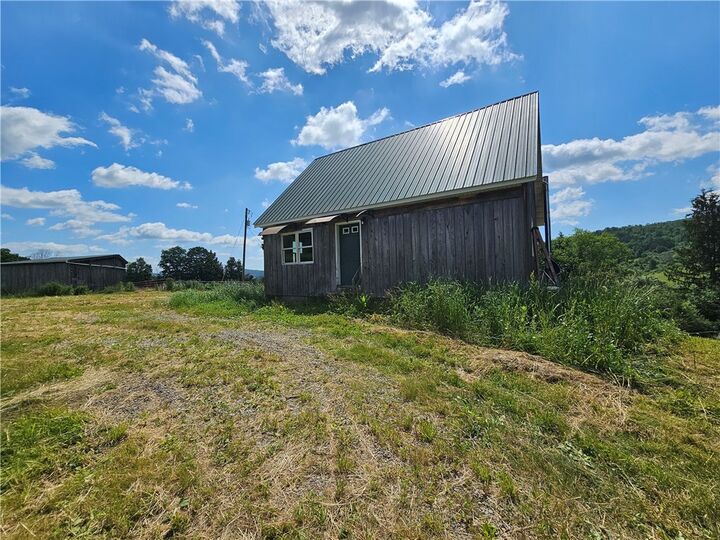 Property Photo:  2857 County Route 84  NY 14885 