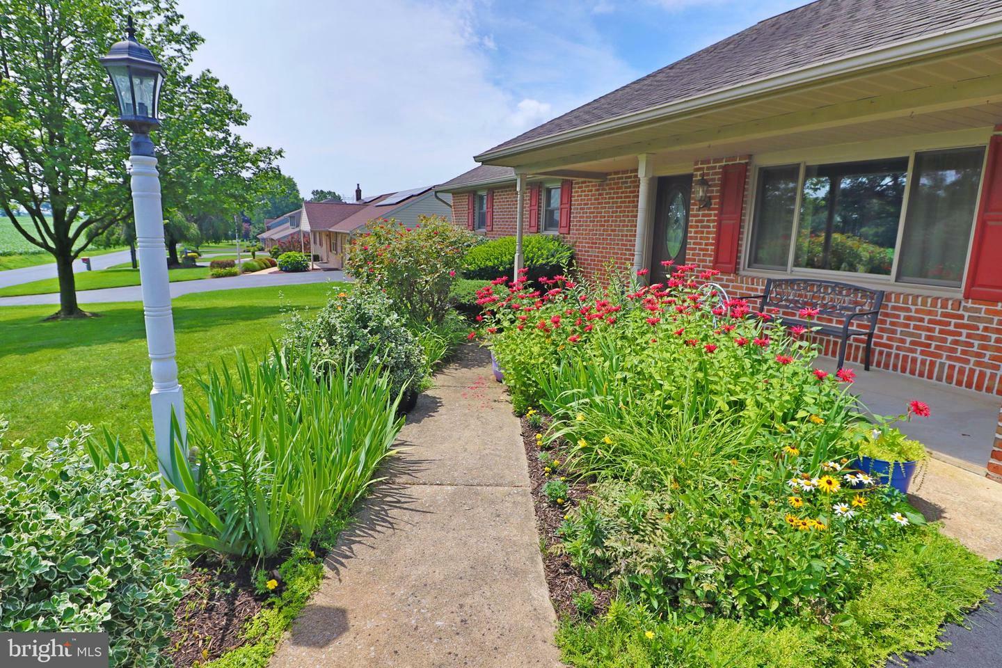 Property Photo: 660 Snyder Hill Road PA 17543